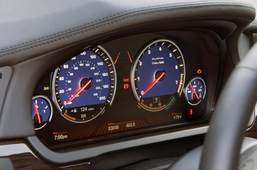 Панель приборов Alpina B7 Bi-Turbo (F01) 2010 года  (NA) (фото 11 из 50)